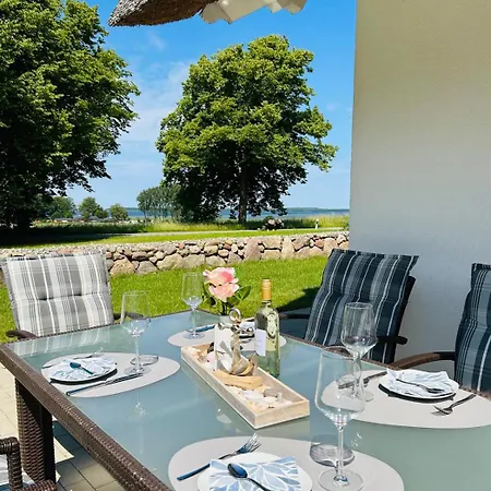 Anni - Ferienhaus Mit Kamin Und Sauna Fuer 6 Personen * Pepelow